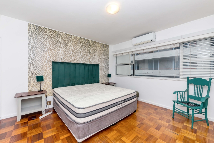 To Let 2 Bedroom Property for Rent in Sea Point Western Cape